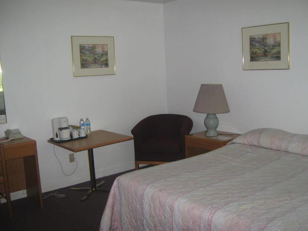 Sherbrooke Village Inn Ngoại thất bức ảnh